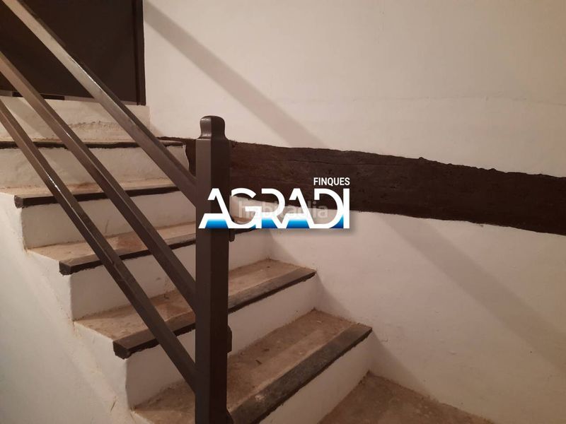 Foto 1b34fe31-4b90-43cd-aa9e-73a3b9a06b8f. Casa amb aparcament a Ginestar