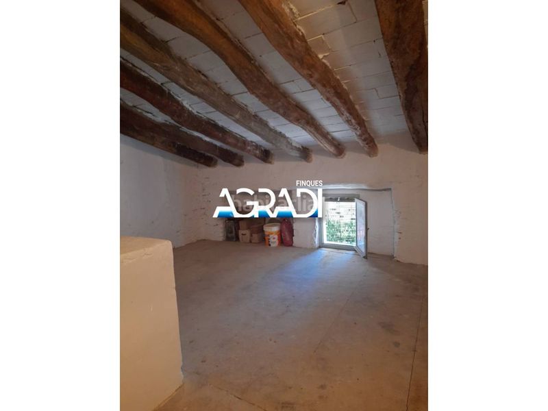 Foto 52d08b34-6629-4abe-b433-daac677e245f. Casa amb aparcament a Ginestar