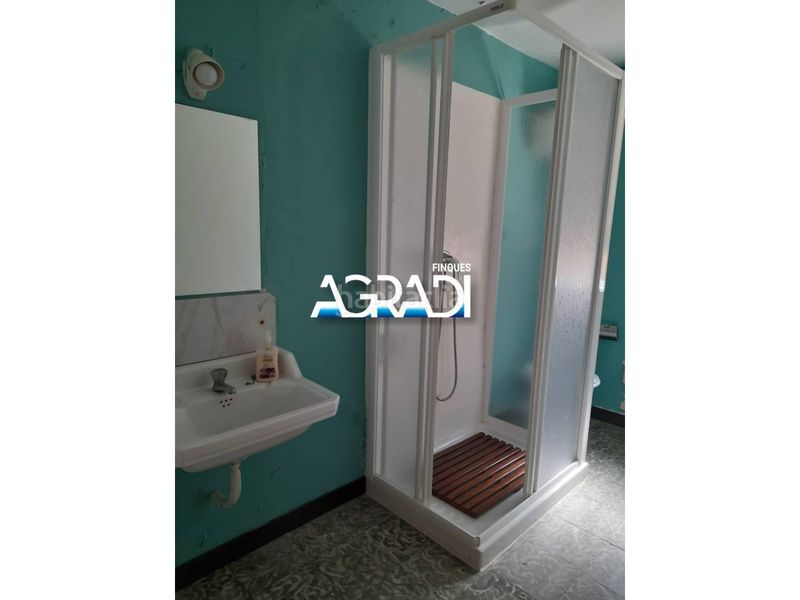 Foto 7e91a068-c0d5-4050-946d-2cfd2b7ce99f. Casa amb aparcament a Ginestar