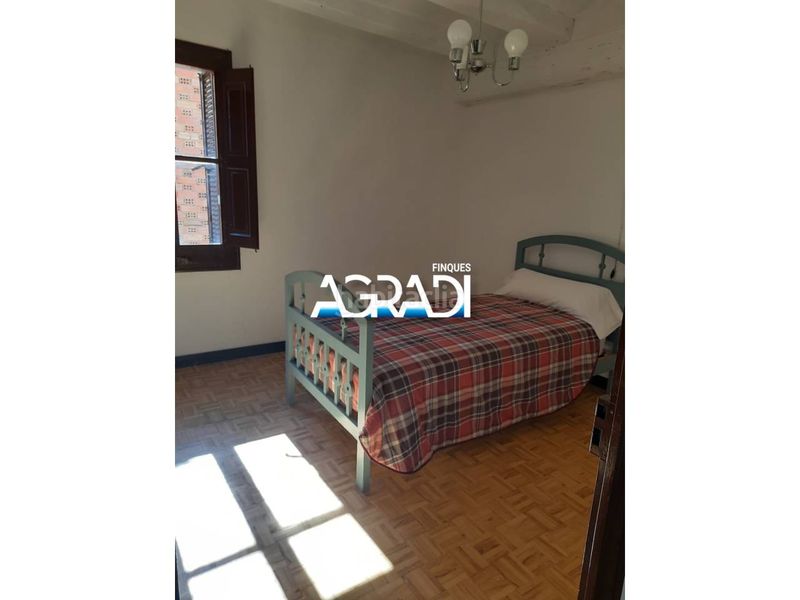 Foto 941bce7d-67c5-4b06-ad2a-2576924890aa. Casa amb aparcament a Ginestar