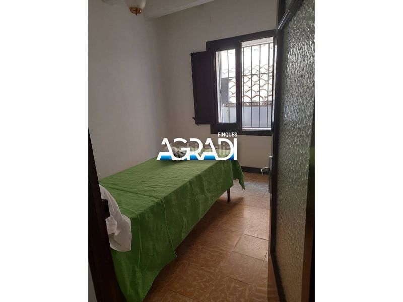 Foto db47d603-de97-4a44-a515-8c9936e700d4. Casa amb aparcament a Ginestar