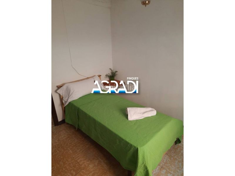 Foto e9df28c8-07da-4679-8bea-5b6c099405bc. Casa amb aparcament a Ginestar