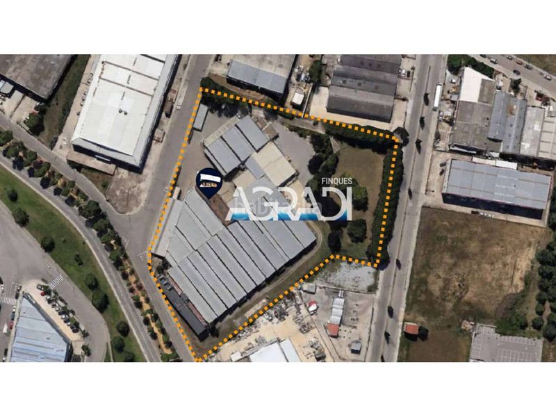 Foto f6bb4d36-6248-46c9-97e1-ca0229572d34. Fabrikhalle in calle can clapers 2 in Sentmenat