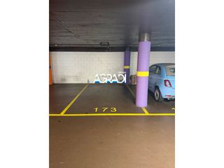 Lloguer Aparcament cotxe a Paseo garcía fària 73. Plaza de parking y trastero en alquiler en diagonal mar, barcelo