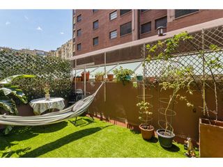 Etagenwohnung in Calle Gran de Sant Andreu