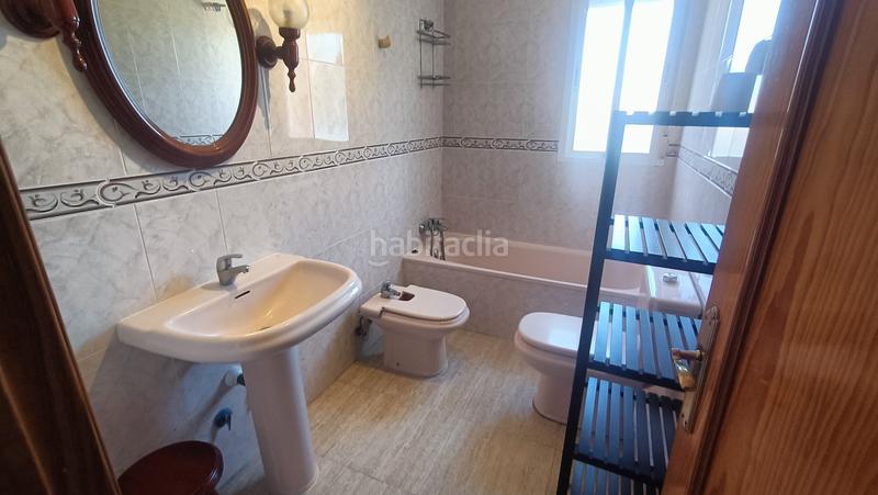 Foto cdefd785-038a-4f36-8372-f6367b844b7e. Xalet amb xemeneia calefacció aparcament a Calypo Fado