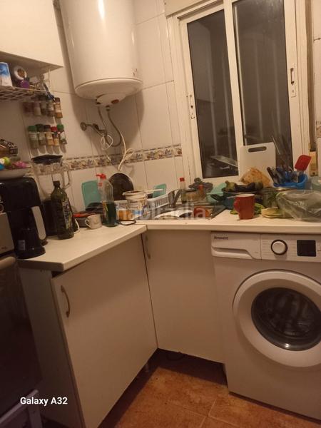 Foto 1120e059-d35e-4a29-98c7-31aabebc3930. Local comercial amb calefacció a Los Cármenes Madrid