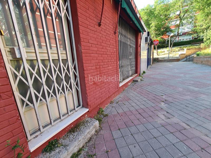 Foto 5d0af4f8-eaaf-48f2-8393-1d44f6d21485. Local comercial en Vinateros Madrid