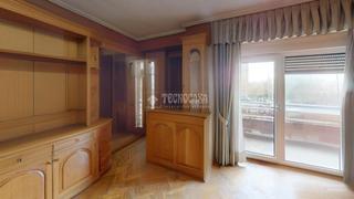 Pis a Vinateros. Piso en venta en madrid