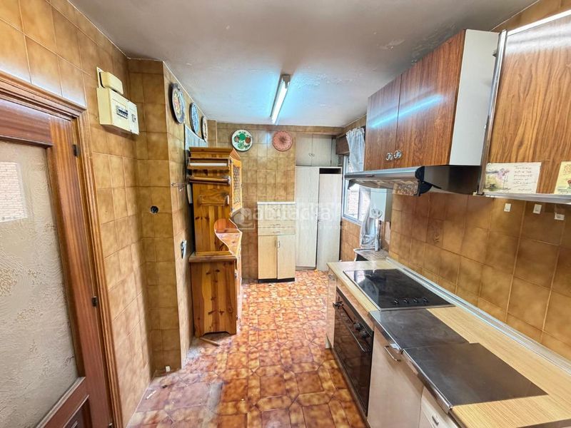 Foto 899d7922-2ab5-4b96-9ebb-3ccfe9f0ae61. Piso  en venta en Vinateros Madrid