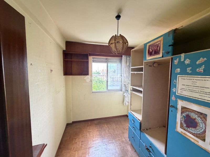 Foto ff6b1c2e-55be-4581-991b-ff0b6c5aff01. Piso  en venta en Vinateros Madrid