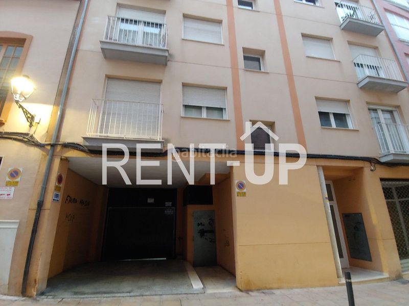 Foto e3922ab4-f06f-4e65-a374-3aa5e886c7b4. Aparcament cotxe a Xàtiva