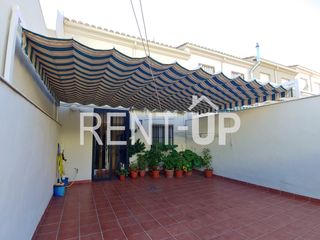 Semi detached house in Llosa de Ranes. Oportunidad, con fantástico patio y calidades extras