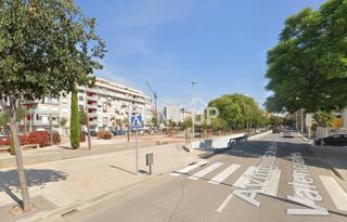 Aparcament cotxe a Xàtiva. En parking el palasiet
