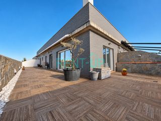 Miete Dachwohnung in Xàtiva. Espectaculares vistas, gran terraza esquinero