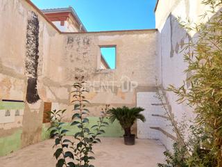 Casa a Olleria (l´). Grande con amplio patio y terraza con mucho encanto