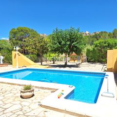 Affitto Chalet in Xàtiva. En bixquert  para vivir todo el año, disponible a partir de octu