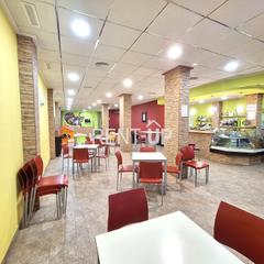 Lloguer Local Comercial a Xàtiva. En excelente estado y en fantastica zona cerca de ausias march