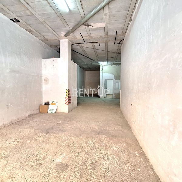 Foto a098b177-d3d3-4159-97fd-b98eb121f720. Alquiler local comercial ideal para almacenaje y garaje privado en Xàtiva