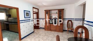 Casa a Quatretonda. Con patio y terraza lista para entrar a vivir