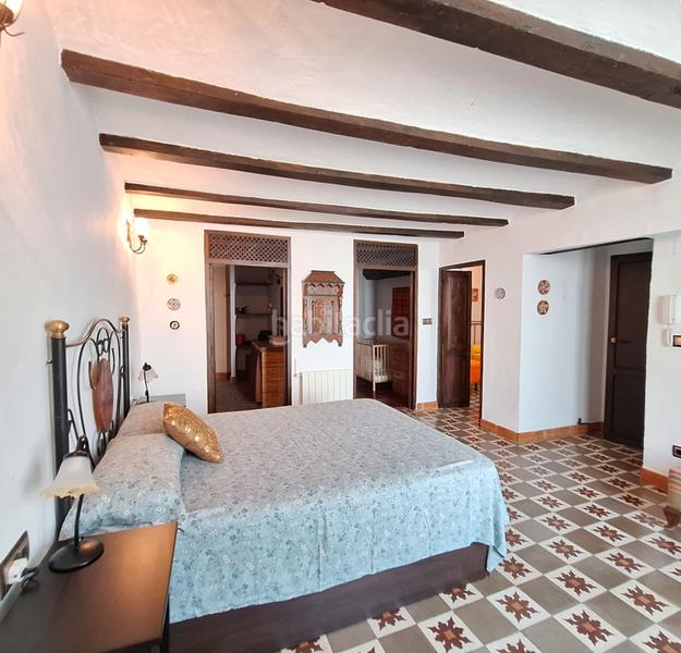 Foto 0f88ffea-8a42-4bfa-922f-e0f159abbced. Casa con mucho encanto para entrar a vivir en Xàtiva