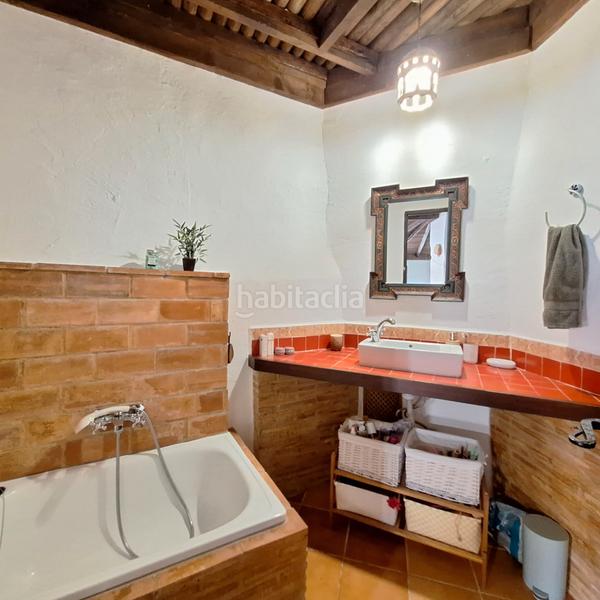 Foto 0fe463e8-b62b-4afc-975f-c981767d75a8. Casa con mucho encanto para entrar a vivir en Xàtiva