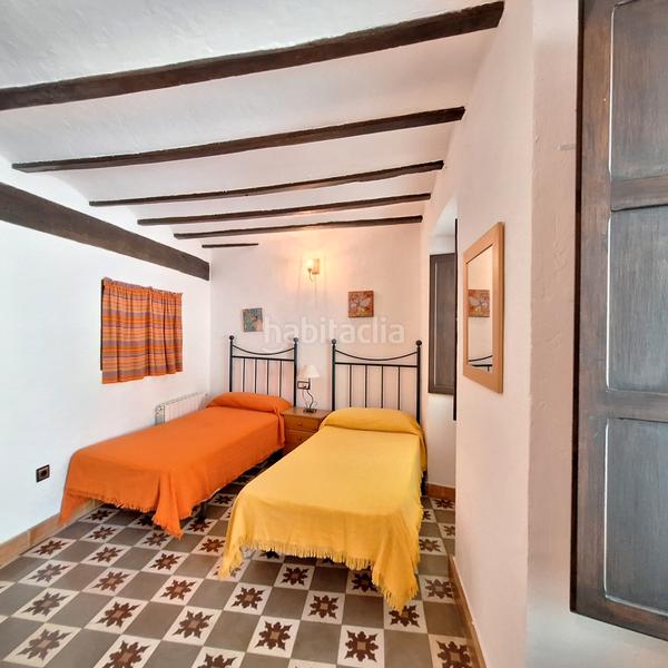 Foto 4ff91a9d-c655-47cc-aa77-c9aadd02daae. Casa con mucho encanto para entrar a vivir en Xàtiva