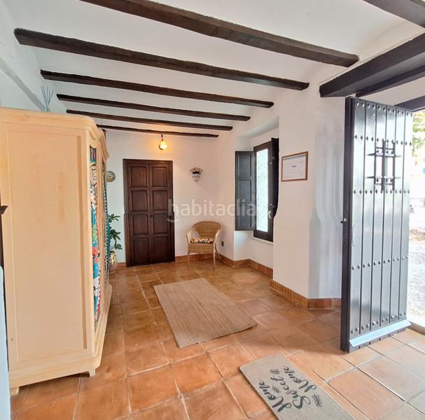 Foto 570a0870-43ab-47c7-958a-c4bc22379069. Casa con mucho encanto para entrar a vivir en Xàtiva