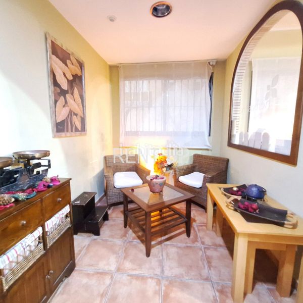 Foto 4962d89d-7445-4f27-8f8a-158fe2a0a469. Alquiler local comercial traspaso de negocio listo para empezar a facturar en Xàtiva
