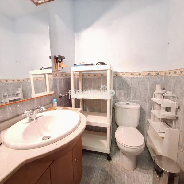 Foto a4f136a7-10d4-40a3-b62c-a473efa4e93a. Alquiler local comercial traspaso de negocio listo para empezar a facturar en Xàtiva
