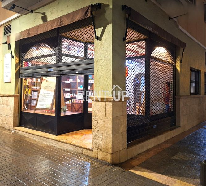 Foto bed993db-13e6-401f-9209-8d0cc571ff55. Alquiler local comercial traspaso de negocio listo para empezar a facturar en Xàtiva
