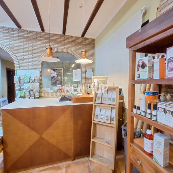 Foto f2cd08c1-2683-4638-979a-5d58aeaa66b7. Alquiler local comercial traspaso de negocio listo para empezar a facturar en Xàtiva