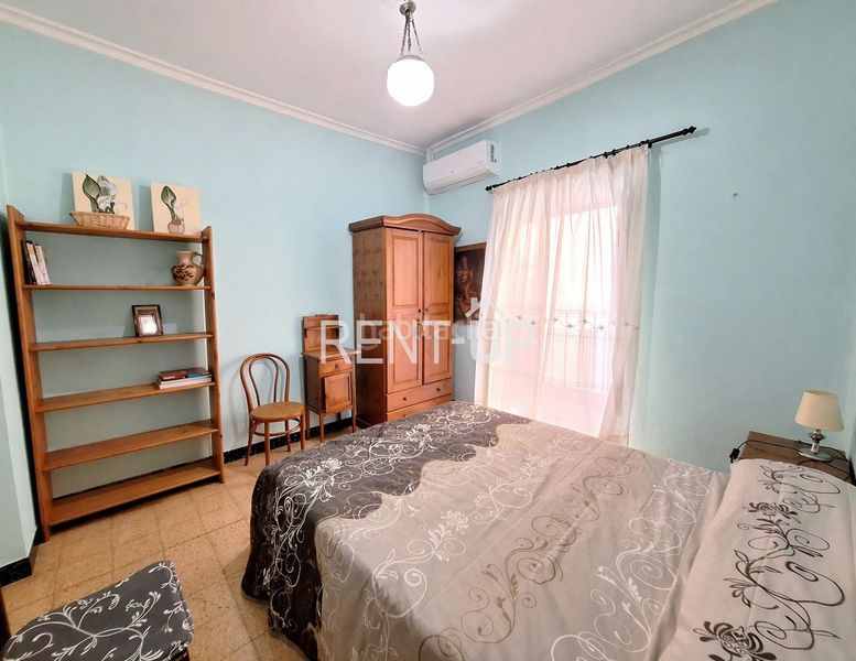 Foto 5c7a7bf5-986d-4e31-8693-a697378fefa8. Casa amb xemeneia calefacció a Xàtiva