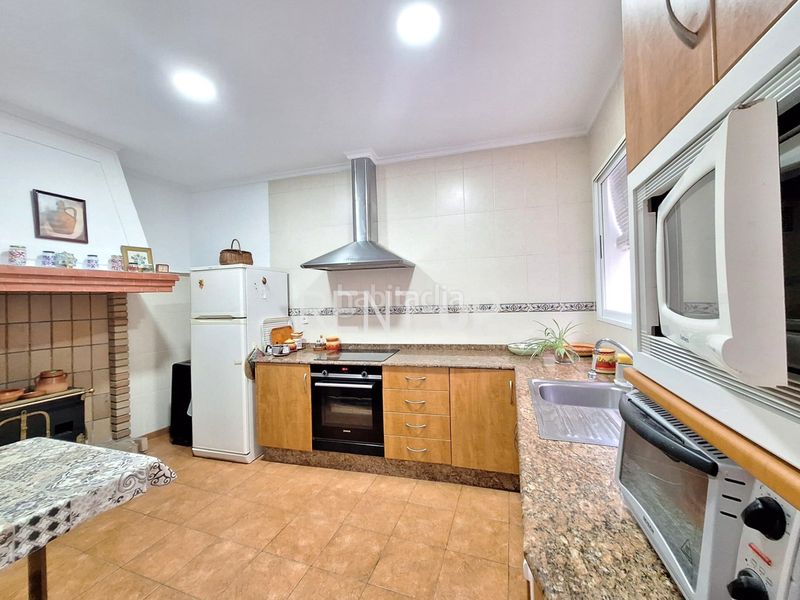 Foto a4769ced-6391-4072-80ee-8803f2bcbdb0. Casa amb xemeneia calefacció a Xàtiva