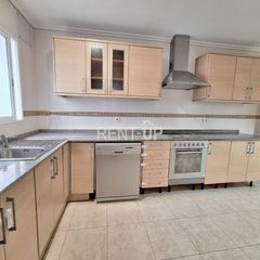 Miete Etagenwohnung  Plaça sant jaume 9. Con garaje incluido en el precio