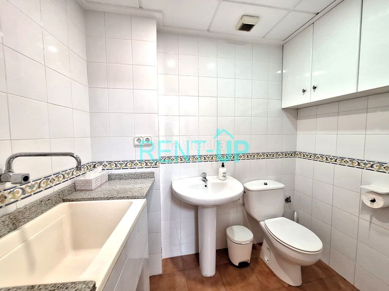 Foto 21fc11fe-a355-443c-828e-b88d1844afd4. Alquiler local comercial exclusivo local comercial en una de las mejores ubicaciones con tres escaparates en Xàtiva