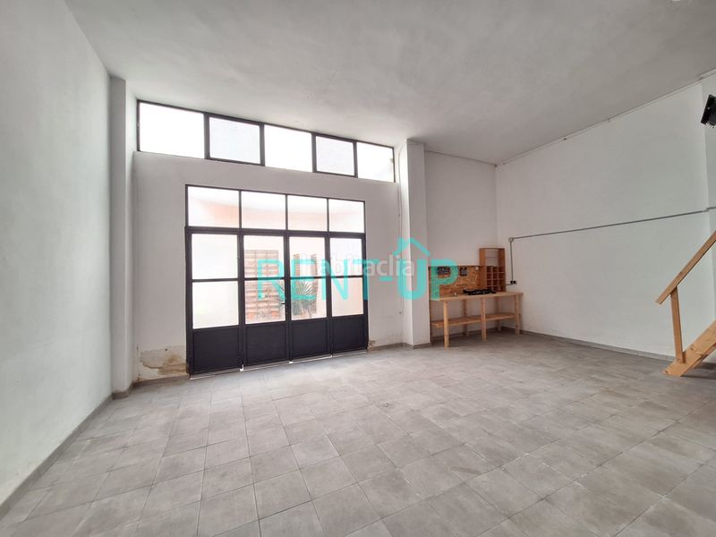 Foto a14c5b23-e9c8-4870-847b-d4d93569984d. Loft amb aparcament a Xàtiva