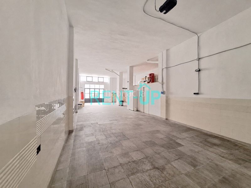 Foto c9a74752-4421-4f7f-9f81-78ecb930a528. Loft amb aparcament a Xàtiva
