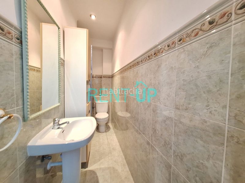Foto 4594b644-2451-4a96-8dd8-7256c467c19e. Casa amb xemeneia a Xàtiva