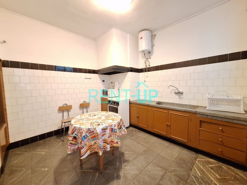 Foto c67d7276-5256-4fc0-b8f7-78594f27e101. Casa amb xemeneia a Xàtiva