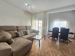 Pis a Torrefiel. Piso en venta en valencia