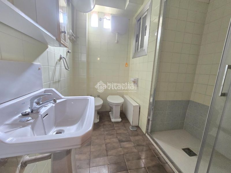 Foto 906d15ad-3687-4db8-ab75-171a87b72858. Pis a Tormos Valencia