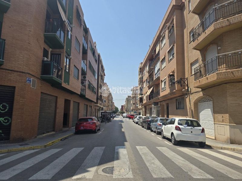 Foto 93453a9b-b475-4ba9-9b54-4d8877d22b9a. Aparcament cotxe a Tavernes Blanques