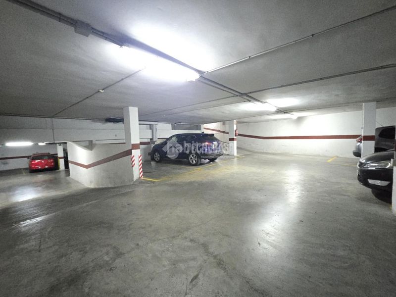 Foto fac053d7-7bf2-42d7-b9a6-2d0700ba5b6a. Aparcament cotxe a Tavernes Blanques