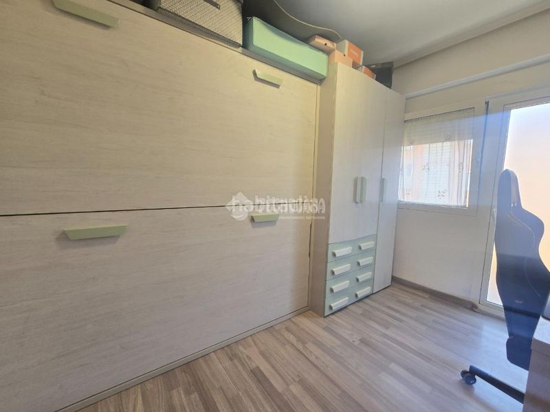 Foto 0f615c61-4898-4e35-9947-0c256d5e9950. Pis amb calefacció a Torrefiel Valencia