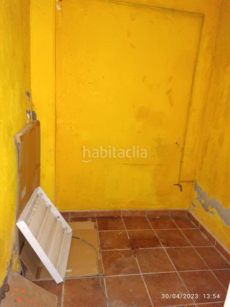 Foto 53438b69-8c8d-420d-94d9-af2c69f3a194. Alquiler local comercial en Diagonal-Colomeres Gavà