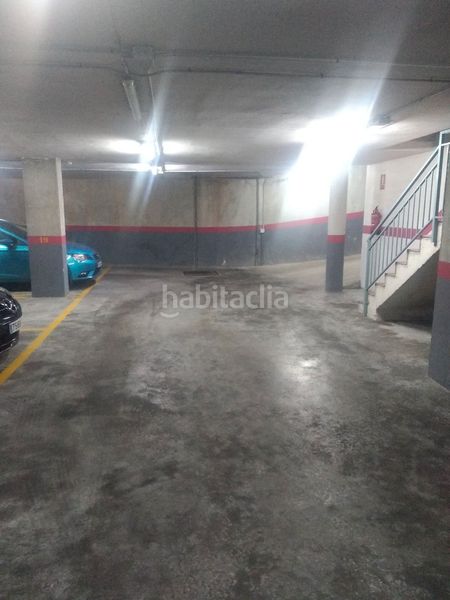 Foto 998118a7-3d69-4a97-87a4-faf49269484c. Aparcament cotxe a Passeig Maragall Gavà