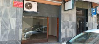 Lloguer Local Comercial a Diagonal-Colomeres. Local comercial zona de paso.