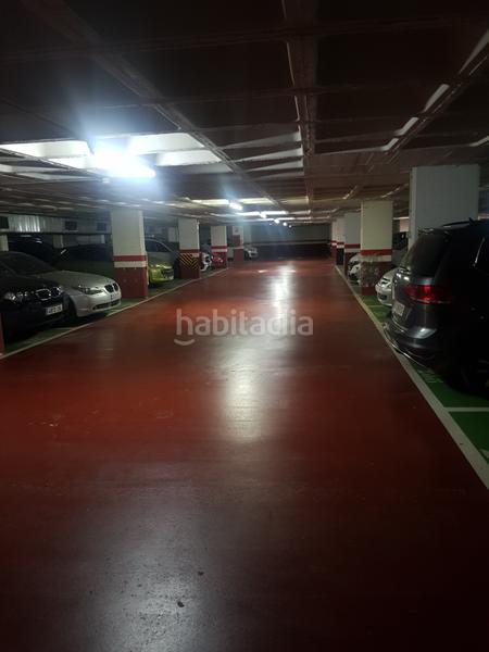 Foto a8418093-1601-4700-908d-a16d032390f3. Aparcament cotxe a Passeig Maragall Gavà