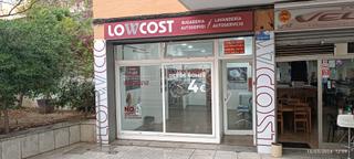 Traspàs Local Comercial a Can Tintorer-Can Tries. Local en traspaso actualmente una lavanderia